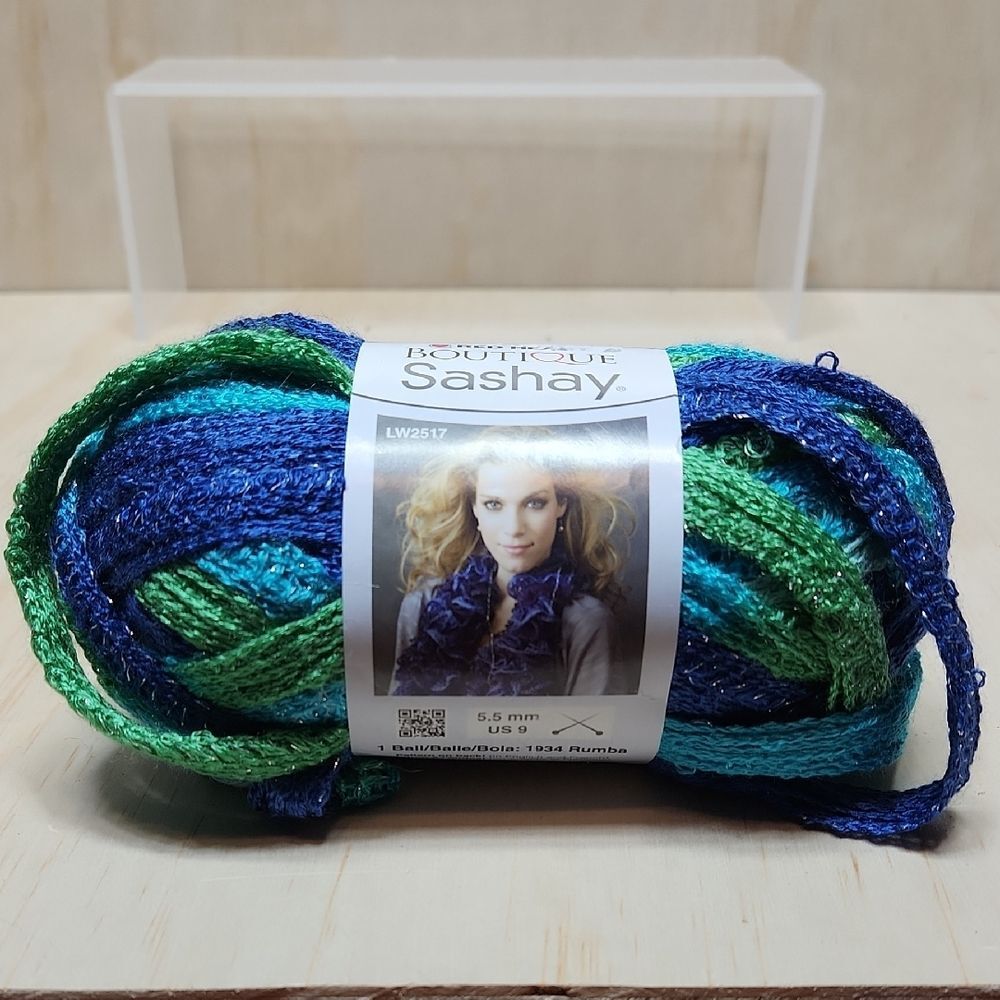 Red Heart Boutique Sashay Yarn Blue Green Twist 30 Yards 5.5MM Acrylic Polyester